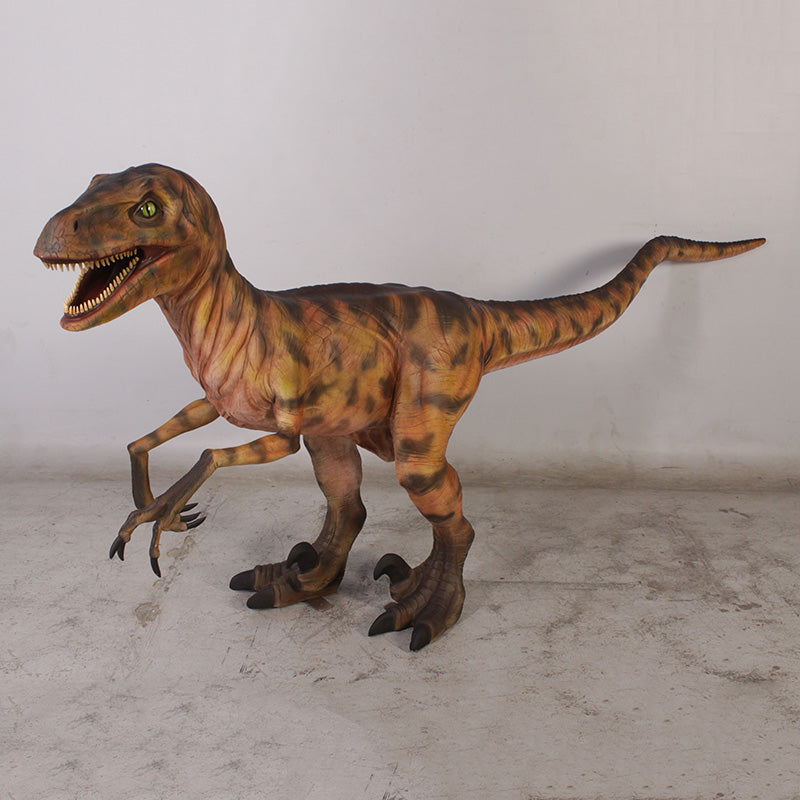 Made to Order: Deinonychus