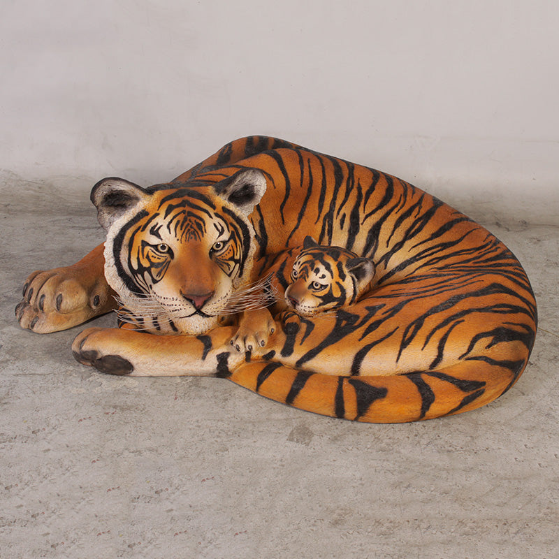 Made to Order: Tigress with Cub
