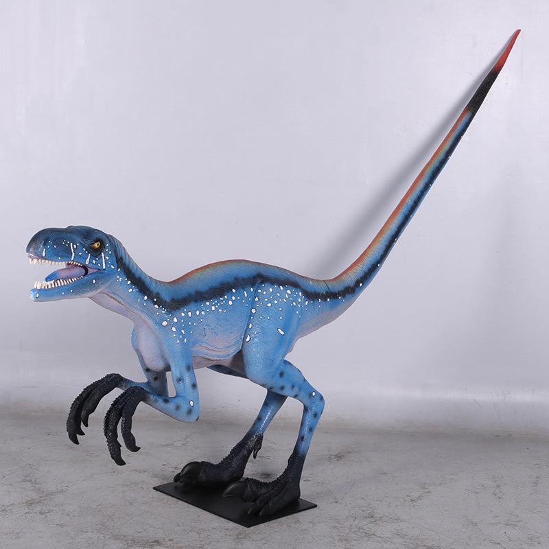 Made to Order: Ferocious Deinonychus