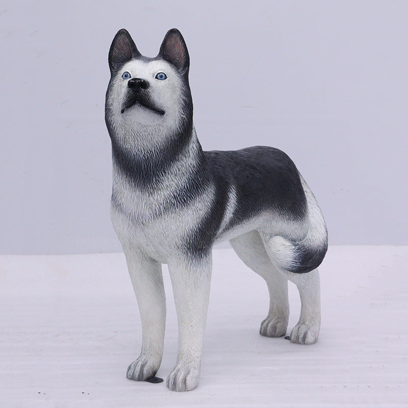 PH Studio: Husky - Looking Left - MOQ 2