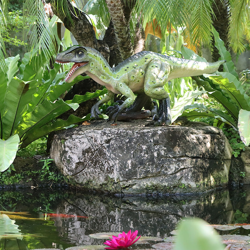 Made to Order: Velociraptor - Steel Claws