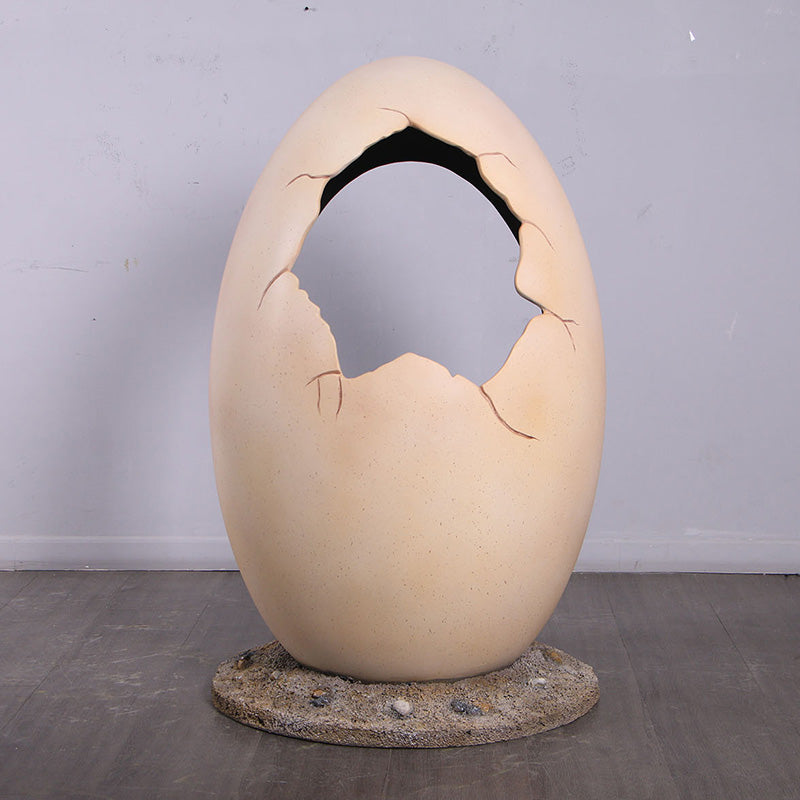 Made to Order: Peekaboo Egg - Photo Op