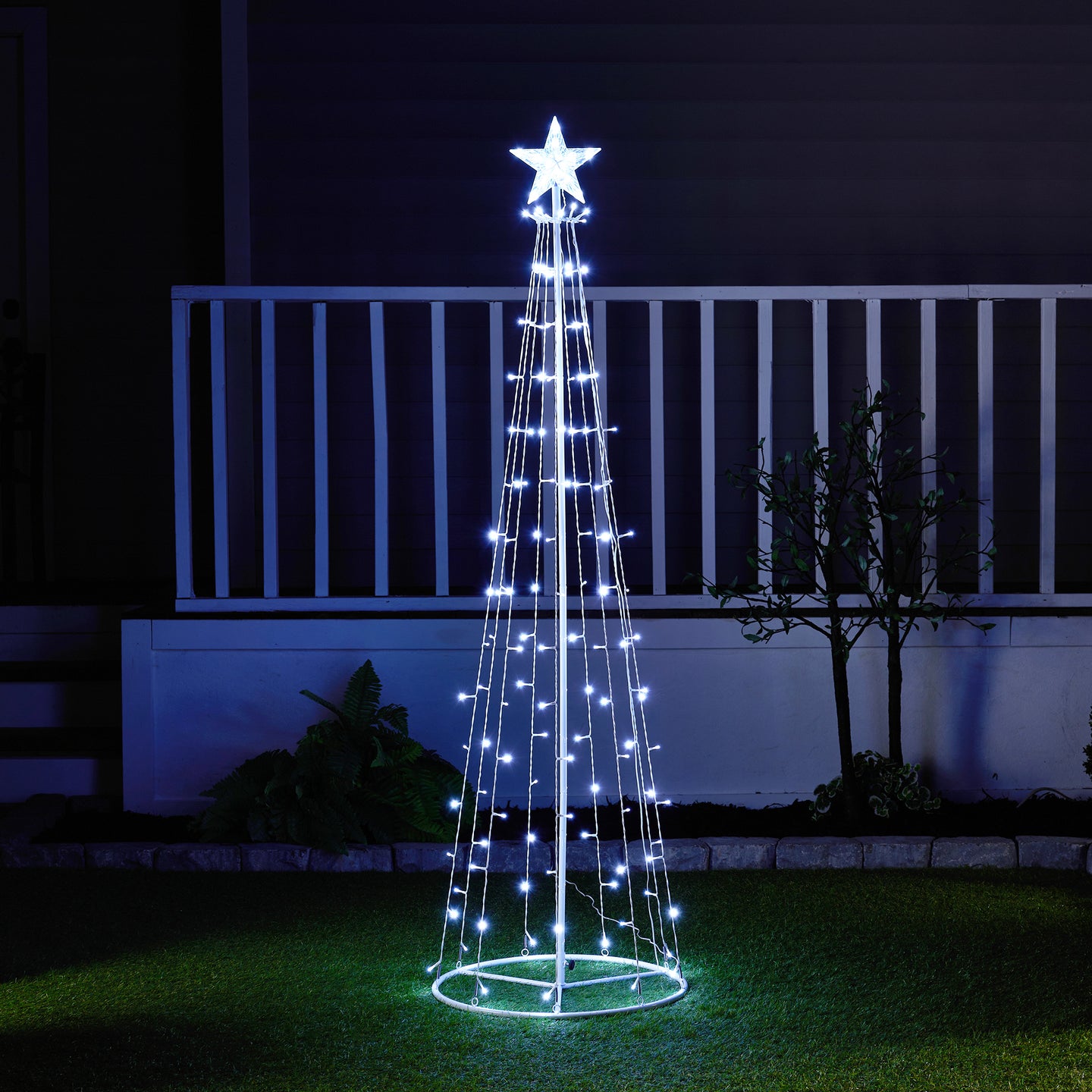 LED Metal Decorative Tree with Top Star - Cool White