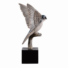 Load image into Gallery viewer, Small Swallow On Branch Lifelike Bird Resin Home Tabletop Decor
