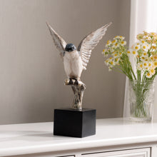 Load image into Gallery viewer, Small Swallow On Branch Lifelike Bird Resin Home Tabletop Decor
