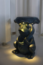 Load image into Gallery viewer, Frog Garden Statue Plant Stand w/Solar Light
