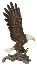 Load image into Gallery viewer, Small Flying Eagle Statue
