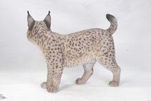Load image into Gallery viewer, Lynx Statue
