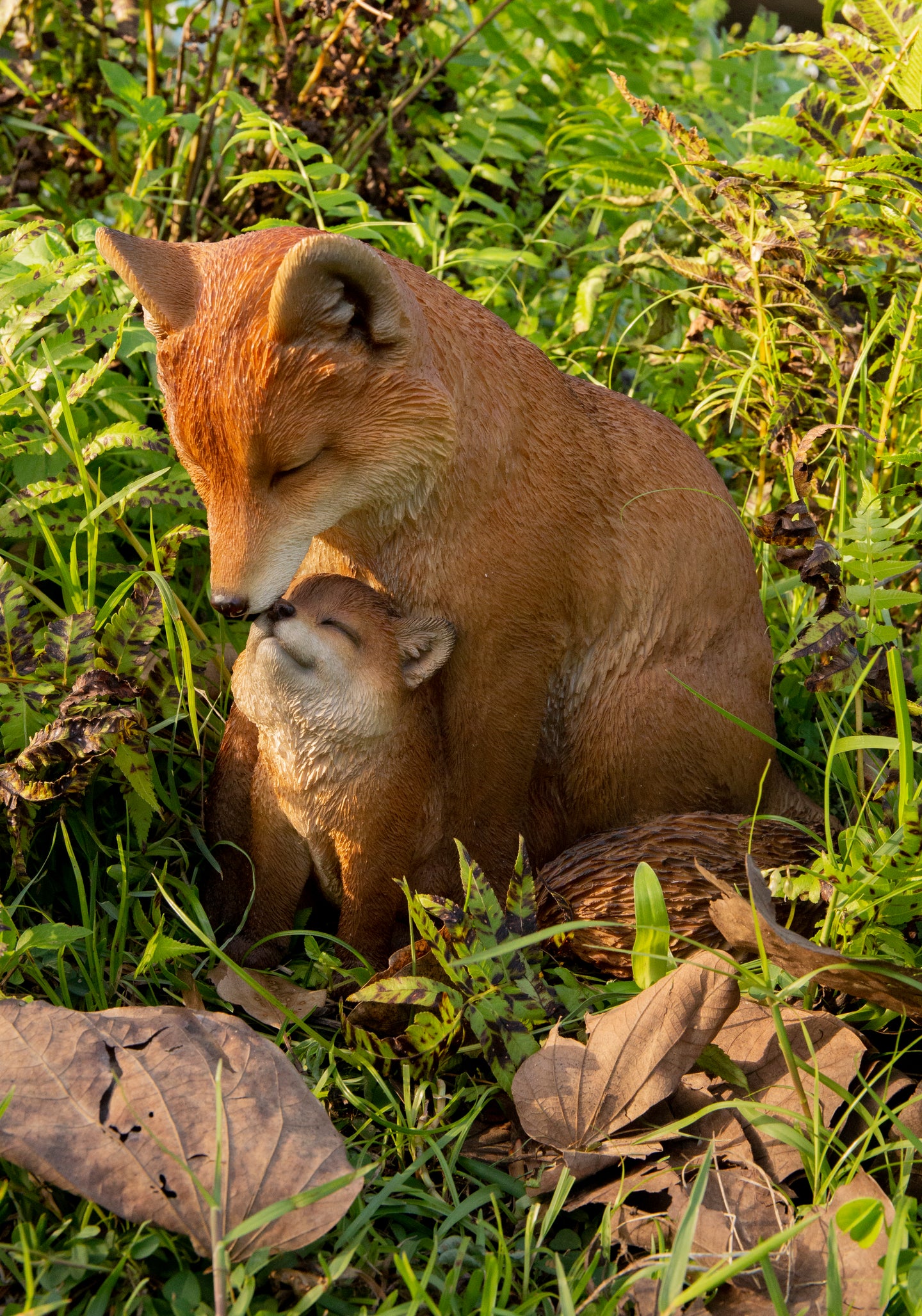 87719-I - Cuddling Mother and Baby Fox Garden Statue