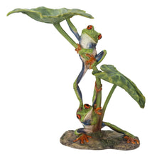 Load image into Gallery viewer, Lotus Leaf with Red-Eyed Tree Frog
