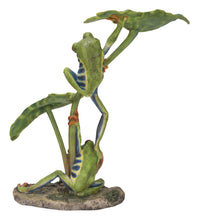 Load image into Gallery viewer, Lotus Leaf with Red-Eyed Tree Frog

