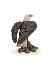 Load image into Gallery viewer, Bald Eagle On Stump W/Wings Out Statue
