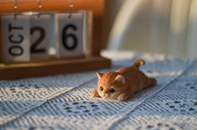 Load image into Gallery viewer, 87722-A - Orange Tabby Magnet
