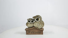 Load and play video in Gallery viewer, 87717-G - Mother &amp; Baby Owl Welcome Sign
